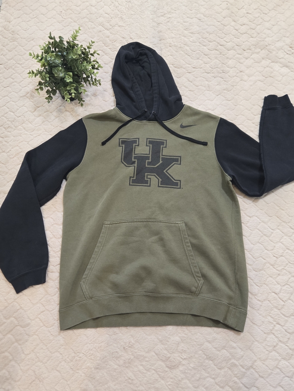 Nike Mens Kentucky UK Green and Black Hoodie, Size M